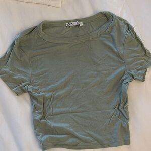 Zara Women's Olive Short Sleeve Tee